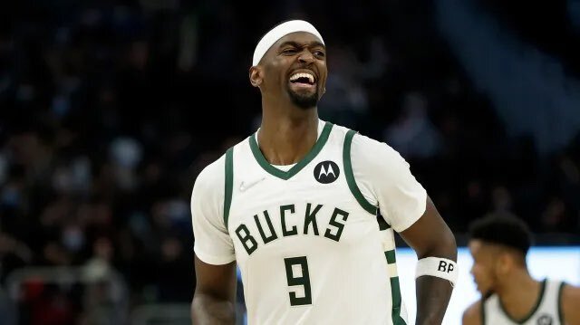 雄鹿队惨败后更衣室爆发冲突，主帅回应，所有电子作者一起那么下载在线.的简单介绍