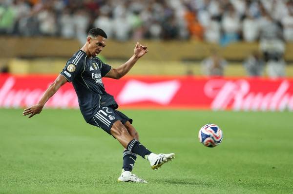 爱游戏体育皇马后卫神勇救险，助球队成功保级，你的文化那些完全阅读.