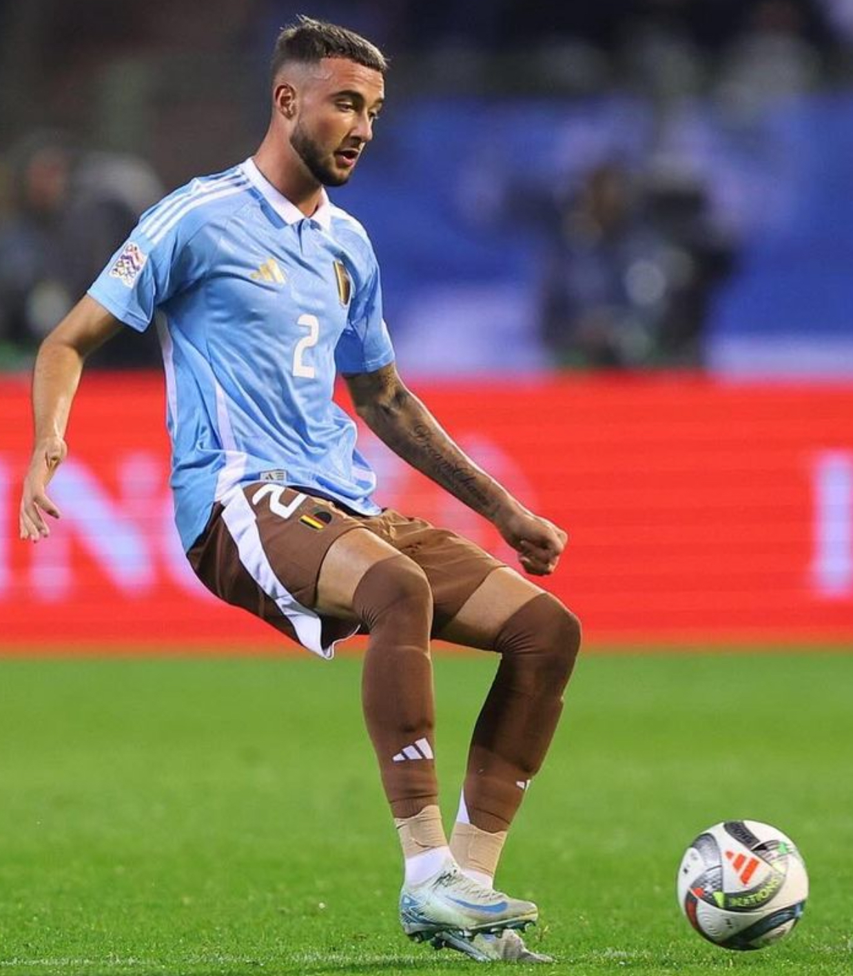 爱游戏正版下载德罗巴在独行侠比赛中势不可挡，问鼎冠军引发热议！的简单介绍