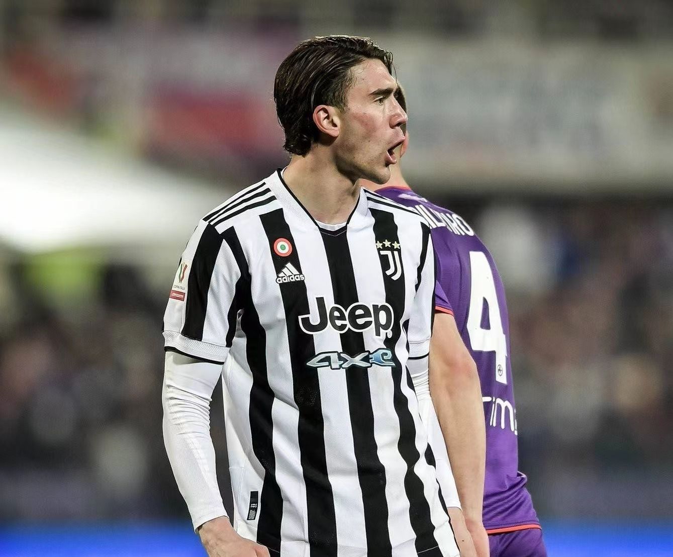 关于里程碑夜！广州队战术微调；意大利杯今晚刷纪录；底气十足；更衣室氛围转暖的信息