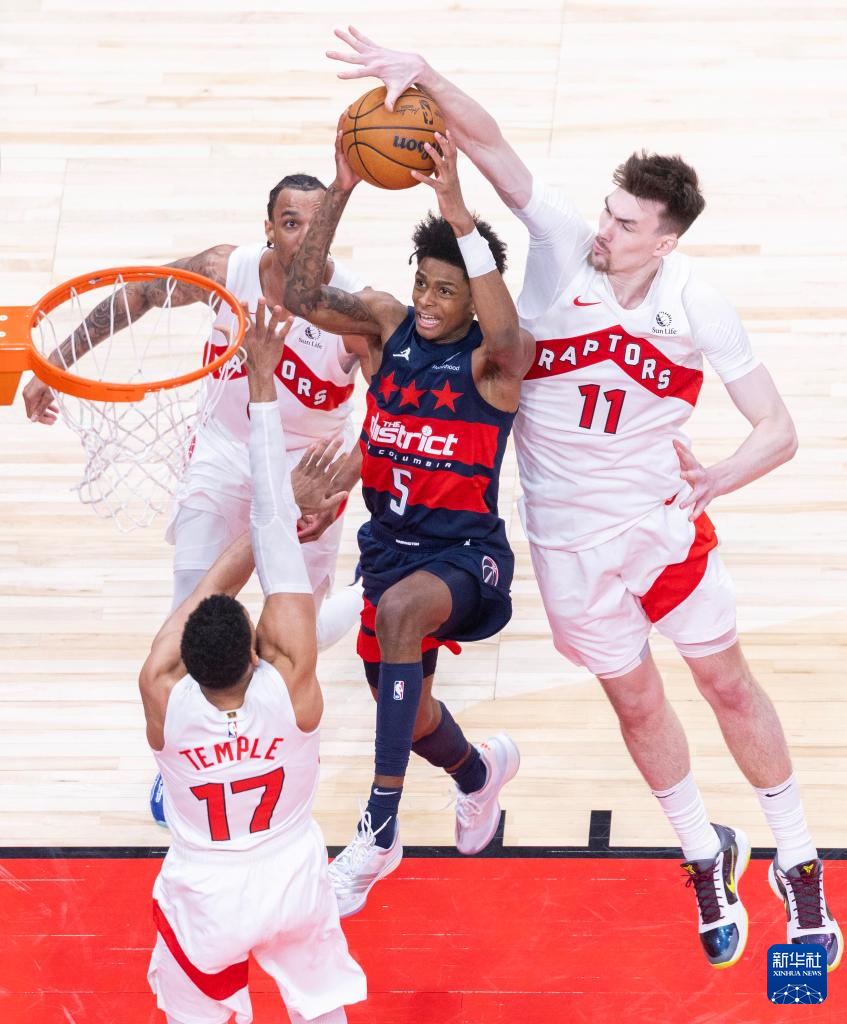 AYX SPORTS包含赛后多伦多猛龙调整名单以备英超，强势反弹环节打磨，气氛紧张，赛程密集仍需轮换的词条